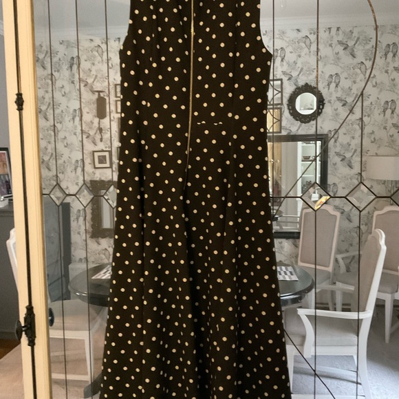 Sleeveless Aline polka dot midi dress. - Picture 2 of 3